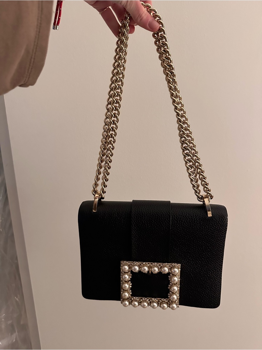 kate spade Marci Leather Shoulder Bag with Pearl-Trim Buckle and Gold Chain